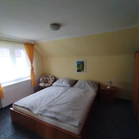 Apartman Se Zahradou Krnov Bagian luar foto