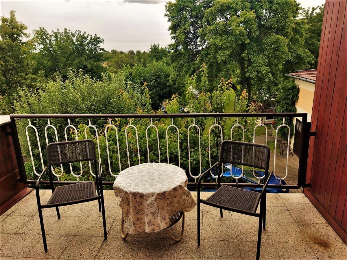 Apartman Se Zahradou Krnov Bagian luar foto